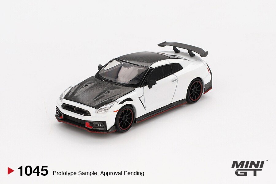 MiniGT Nissan GT-R (35) Nismo Brilliant White Pearl 1/64